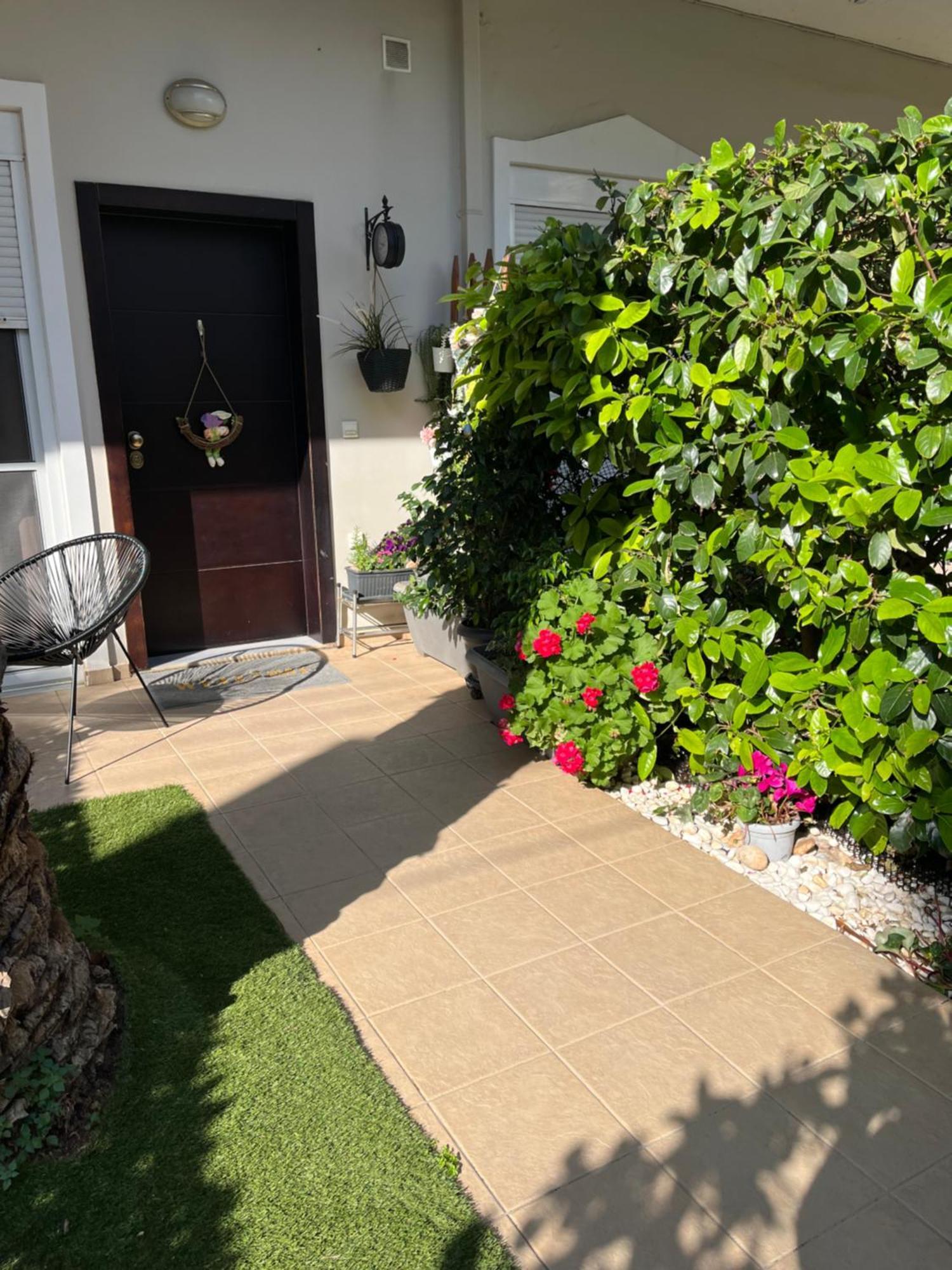 Elegant Glyfada Apartment-Private Garden-Near Metro أثينا المظهر الخارجي الصورة